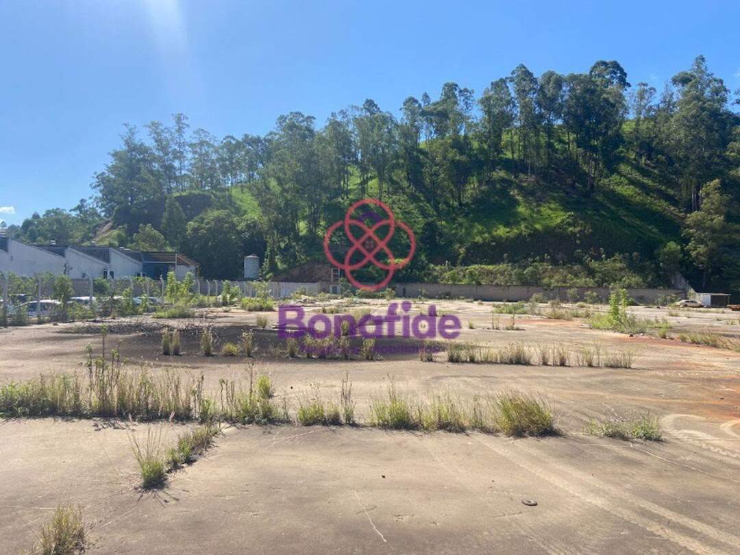 Área à venda no Área Industrial: 