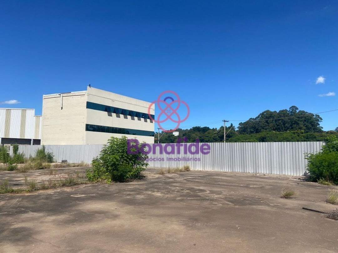 Área à venda no Área Industrial: 