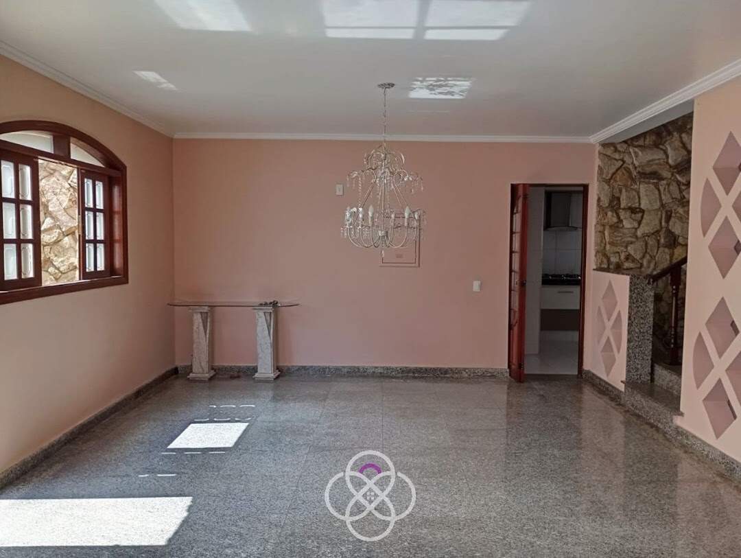 Casa à venda no Jardim Santa Adelaide: 