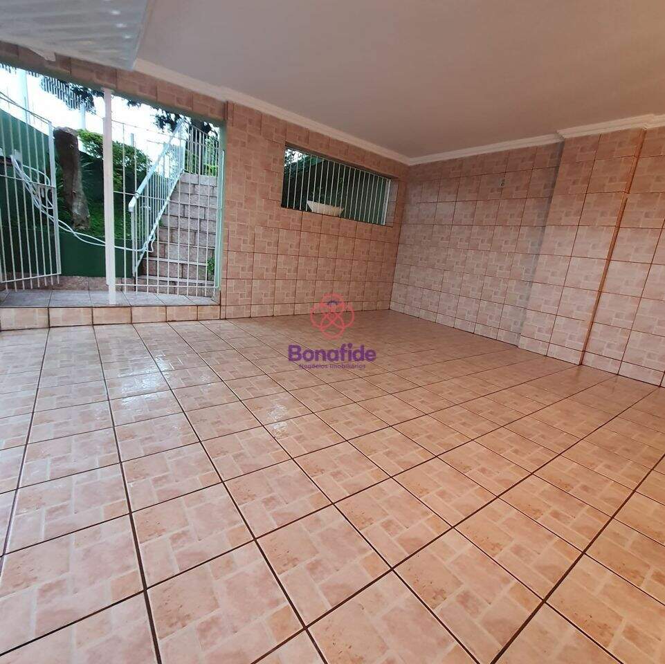 Casa à venda no Jardim Estádio: 