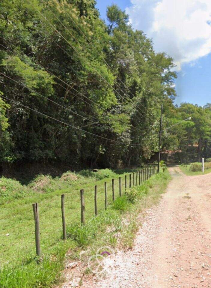 Área à venda no Ivoturucaia: 