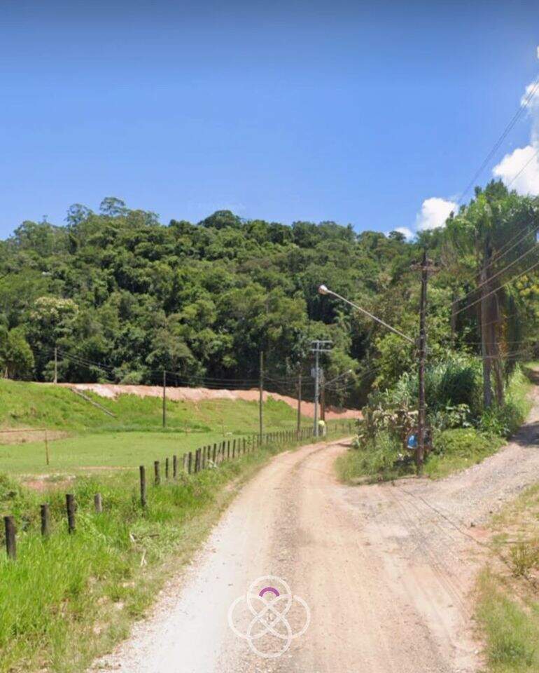 Área à venda no Ivoturucaia: 