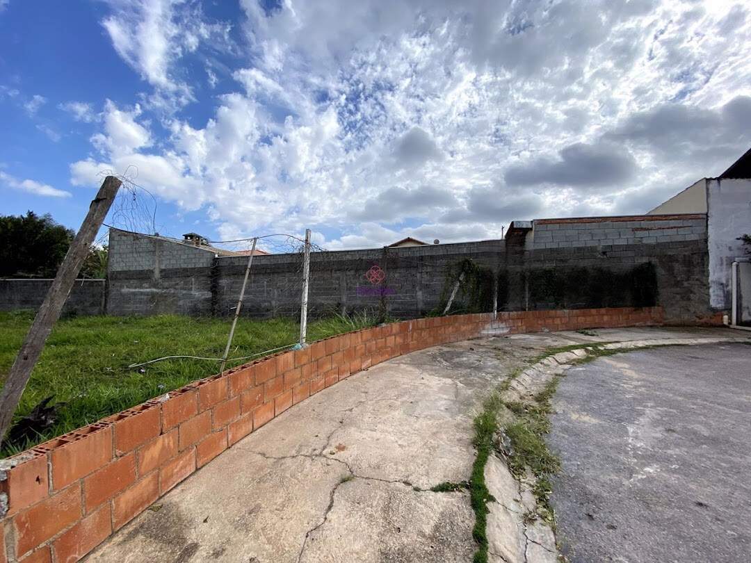 Terreno à venda no Residencial Santa Giovana: 