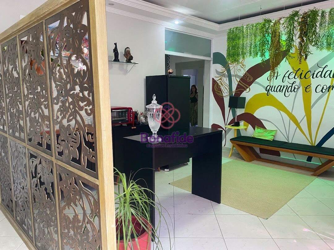 Salão à venda no Vila Vianelo: 