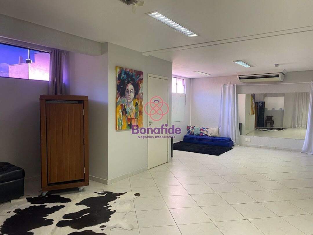 Salão à venda no Vila Vianelo: 