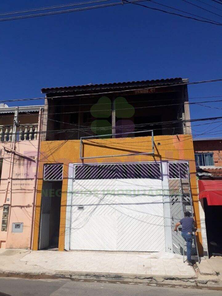 Casa à venda no Parque Almerinda Pereira Chaves: 