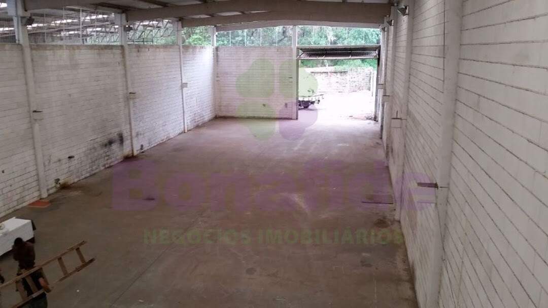 Galpão à venda no Vila Graff: 