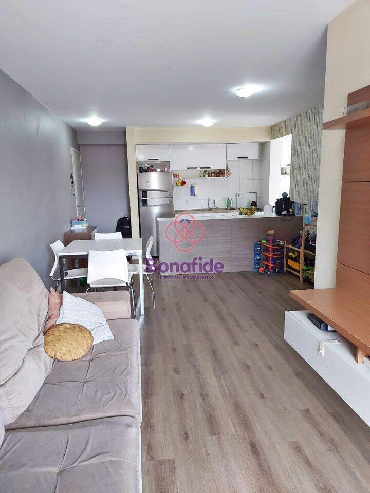Apartamento à venda no Jardim Carlos Gomes: 