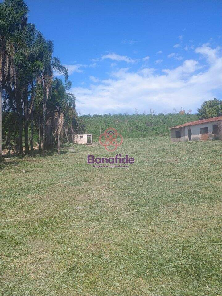 Área à venda no Chácara Aeroporto: 