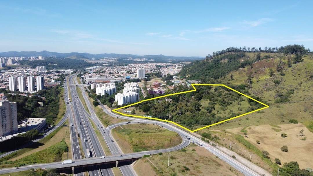 Área à venda no Chácara Malota: 