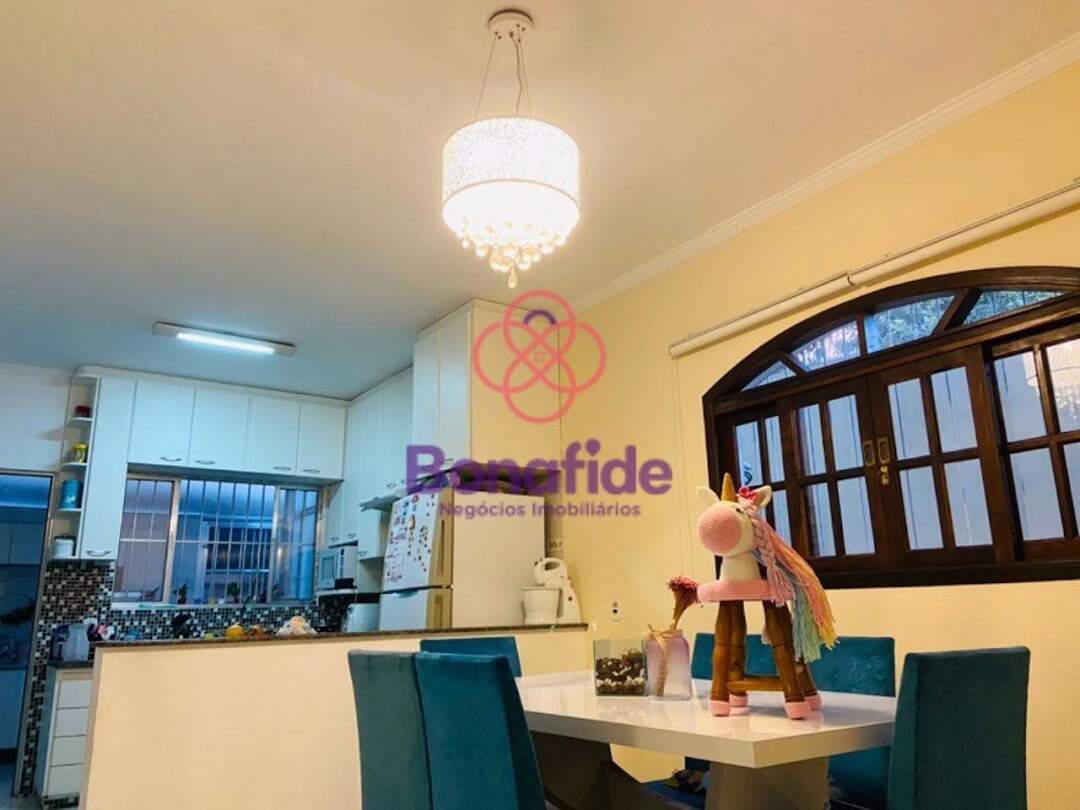 Casa à venda no Jardim Tarumã: 