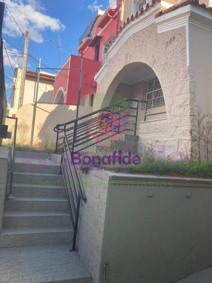 Casa à venda no Centro: 