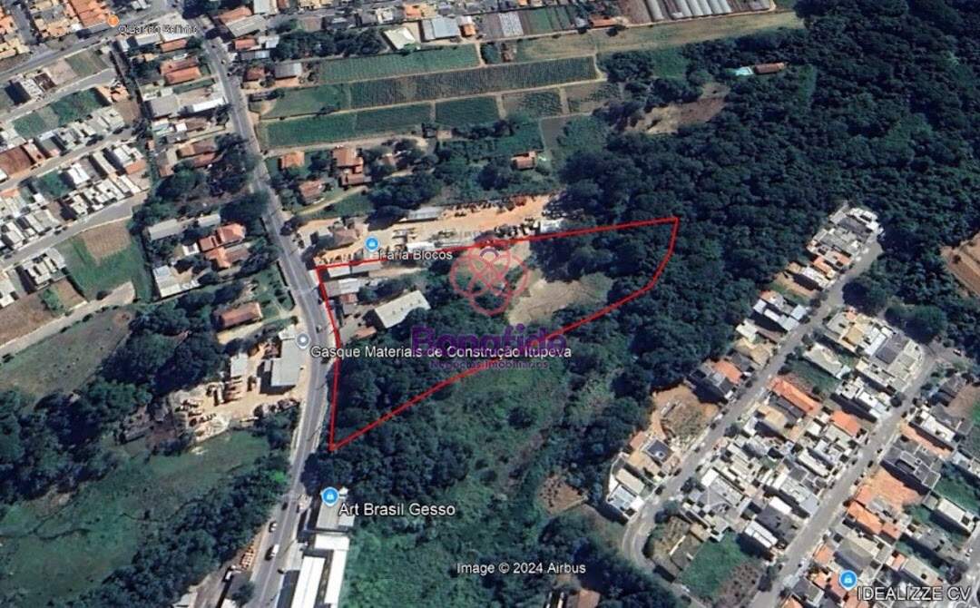 Área à venda no Pinheirinho: 