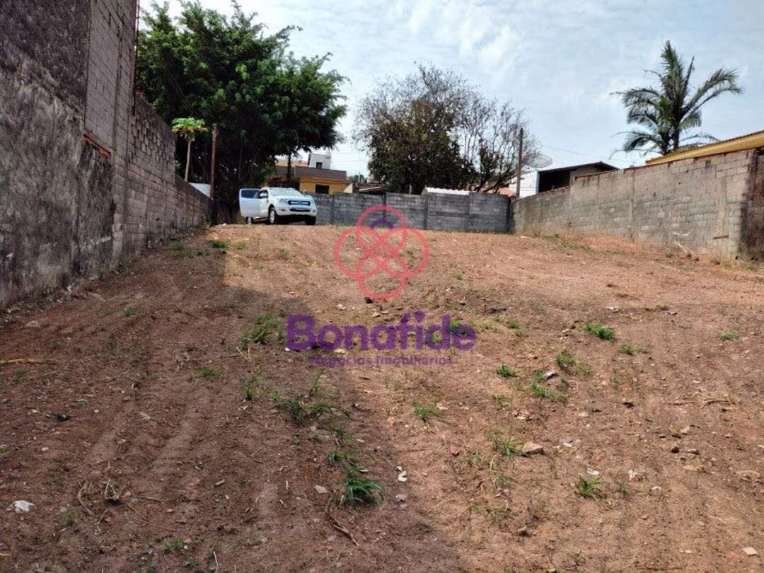 Terreno à venda no Jardim Adélia: 