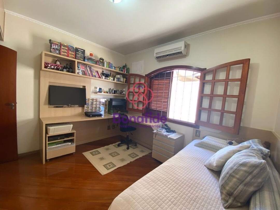 Casa à venda no Jardim Ana Luiza: 