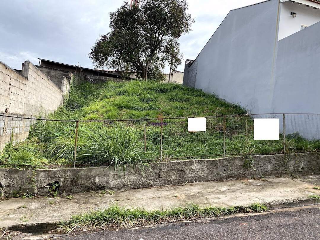 Terreno à venda no Parque Recanto do Parrilho: 