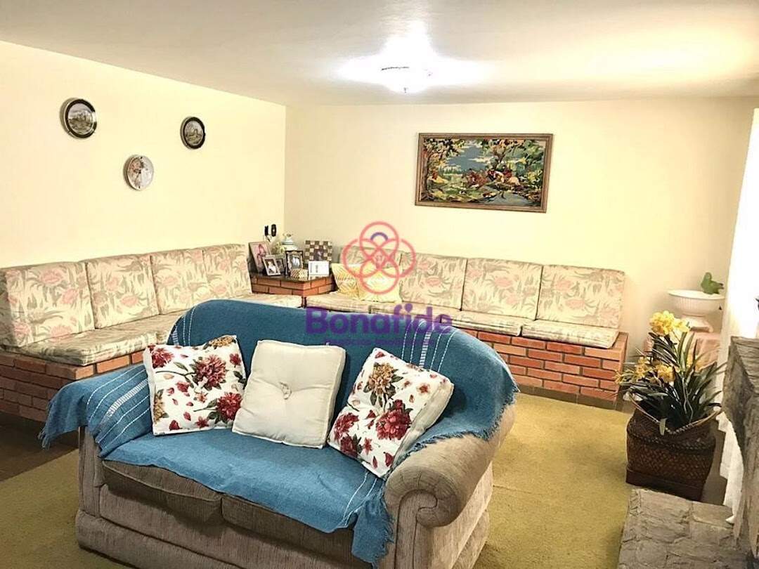 Casa à venda no Parque do Colégio: 