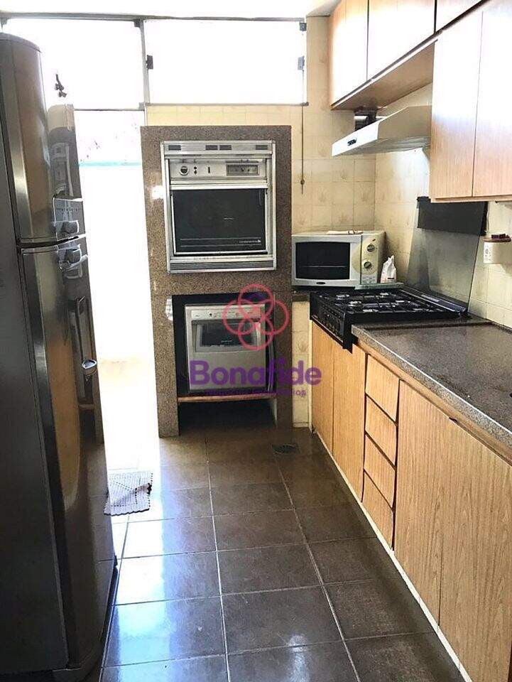 Casa à venda no Parque do Colégio: 