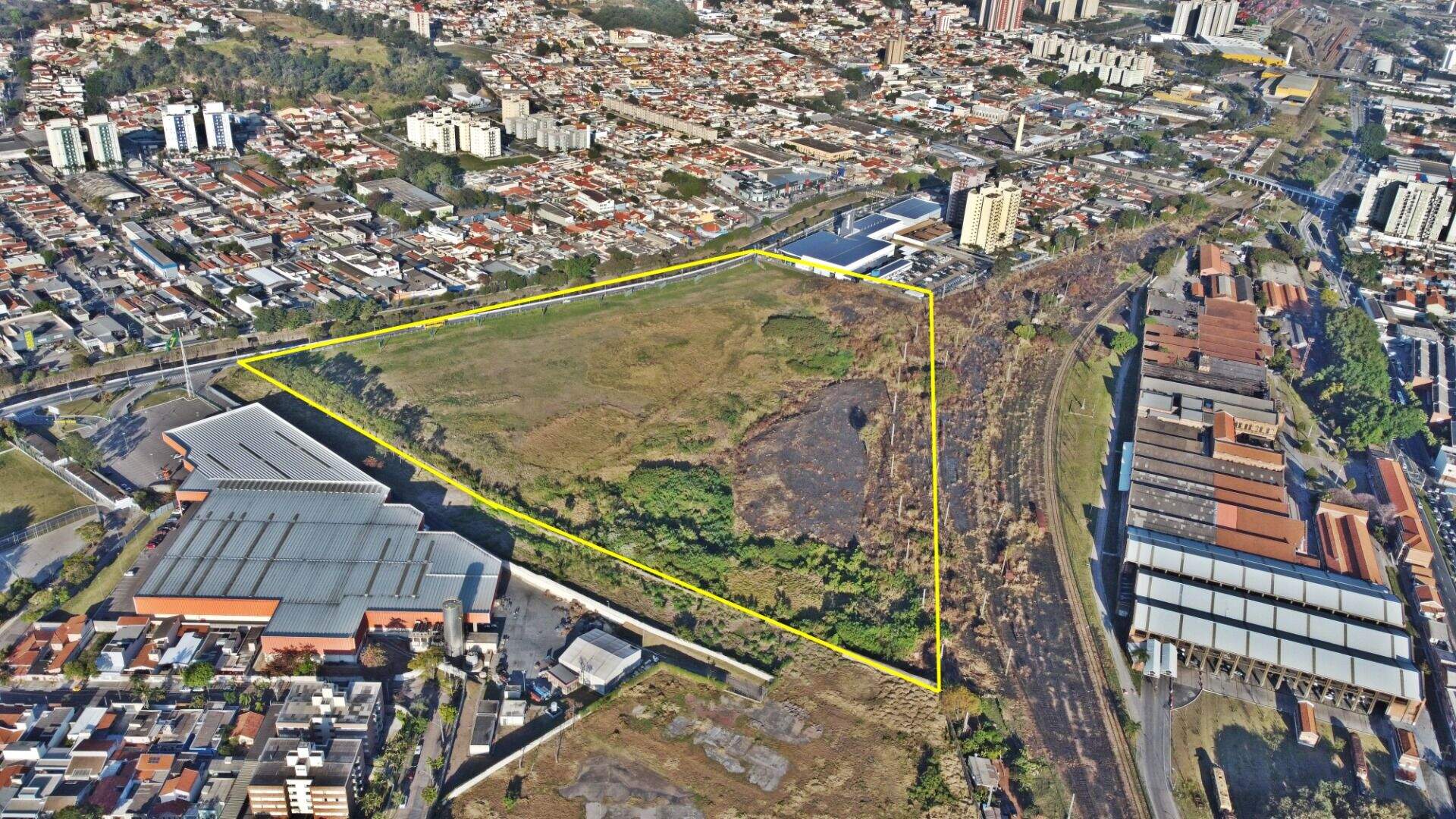 Área à venda no Vila de Vito: 