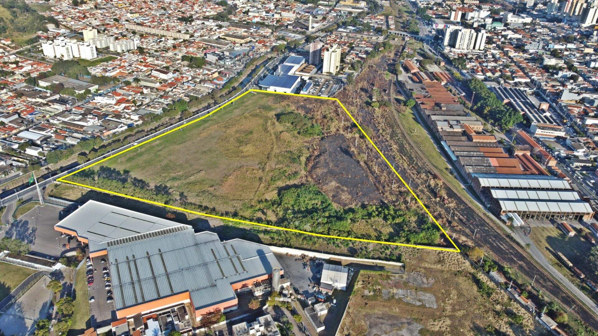 Área à venda no Vila de Vito: 