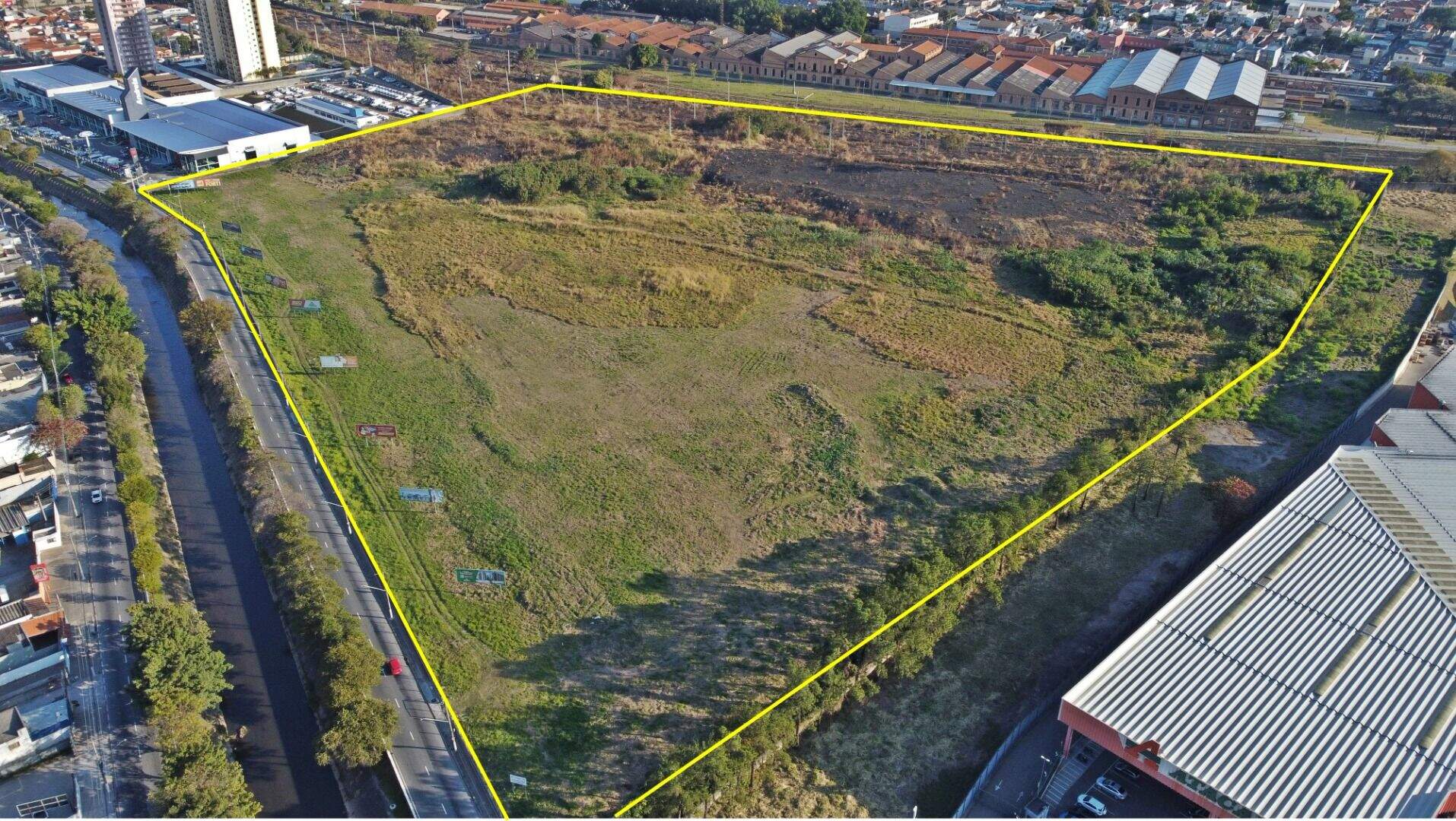 Área à venda no Vila de Vito: 