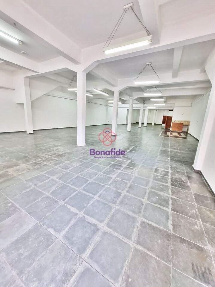 Salão à venda no Centro: 