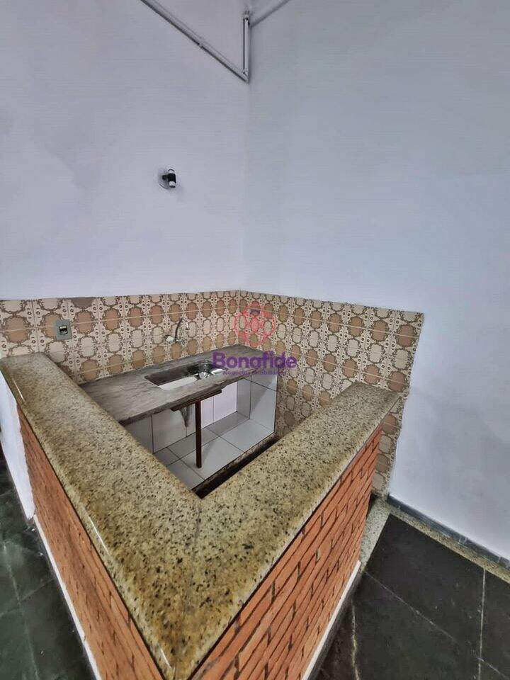 Salão à venda no Centro: 