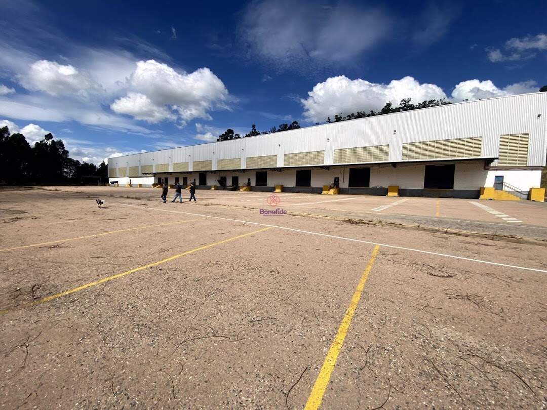 Área à venda no Medeiros: 