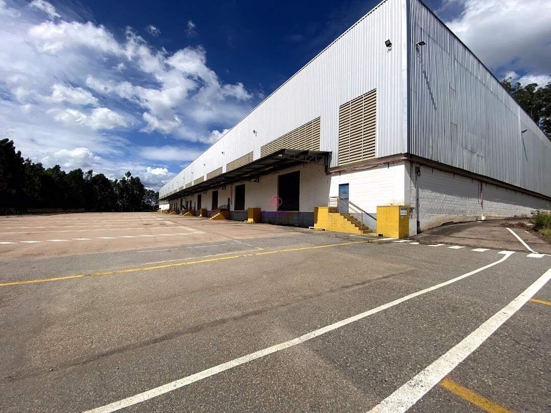 Área à venda no Medeiros: 