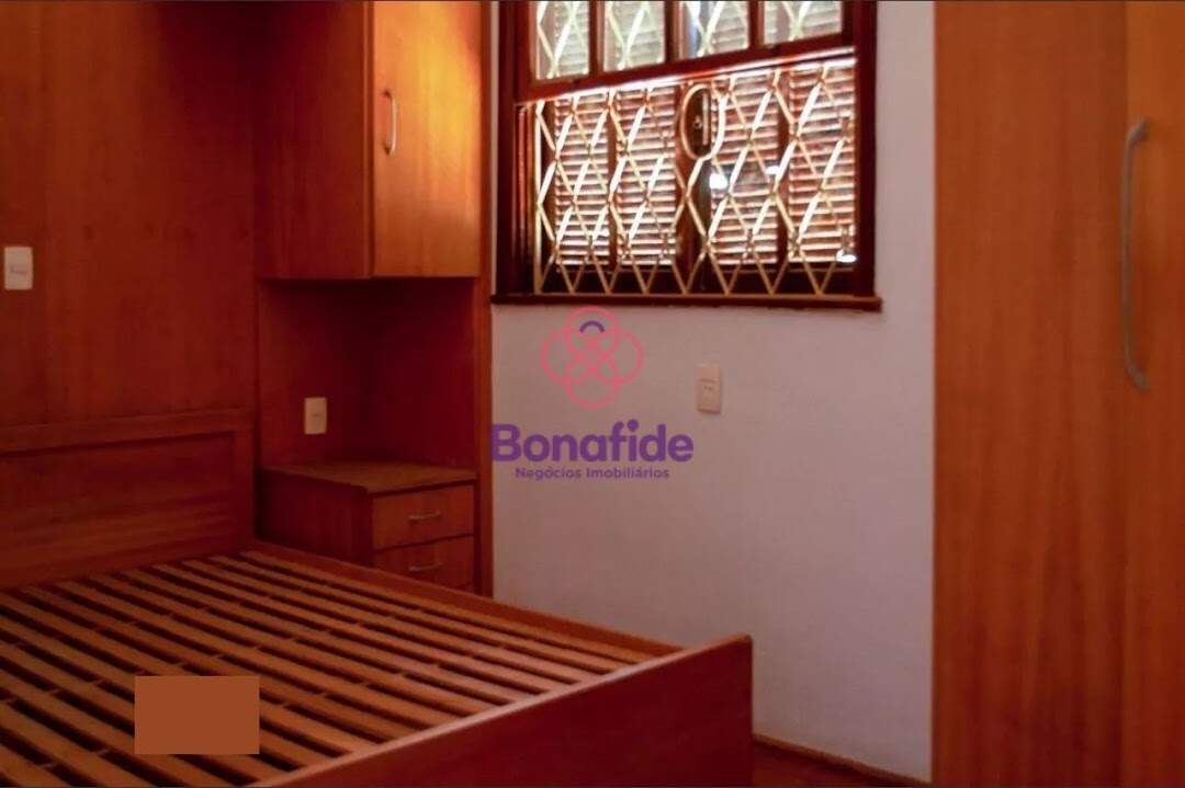 Casa à venda no Centro: 