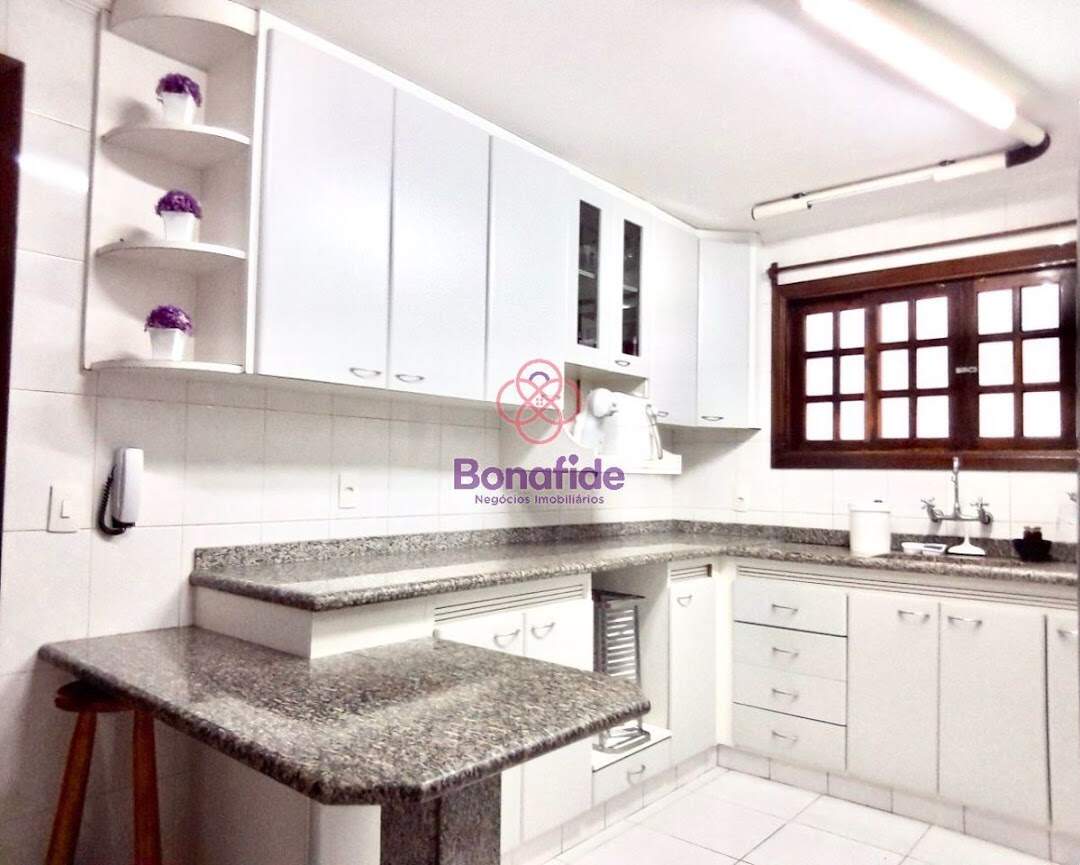 Casa à venda no Vila Galvão: 