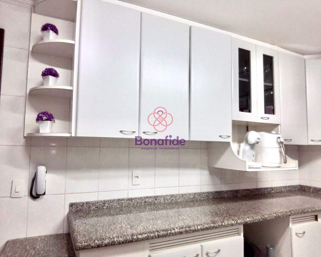 Casa à venda no Vila Galvão: 