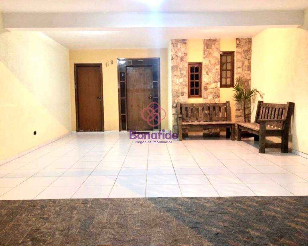 Casa à venda no Vila Galvão: 