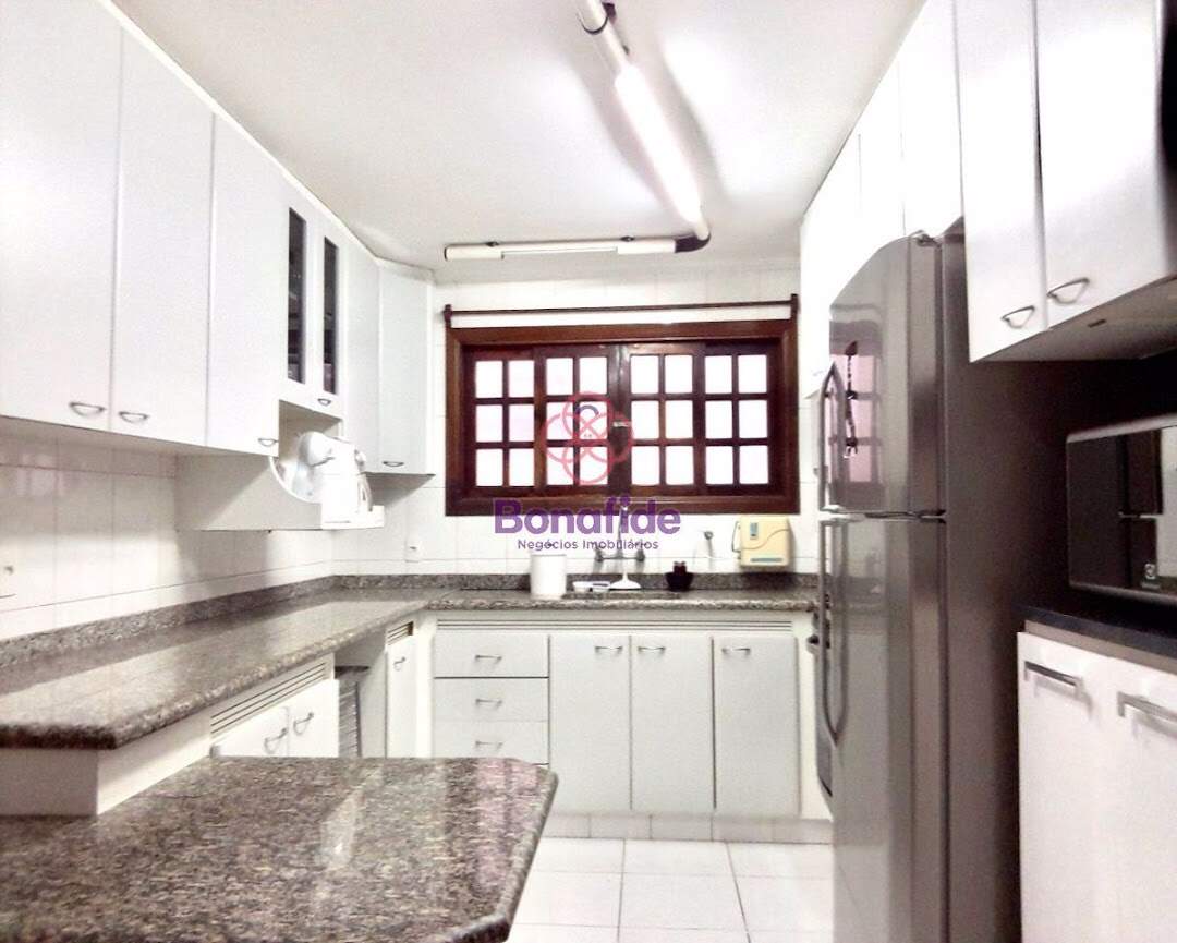 Casa à venda no Vila Galvão: 