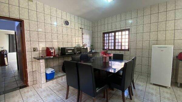 Casa à venda no Jardim Quintas das Videiras: 