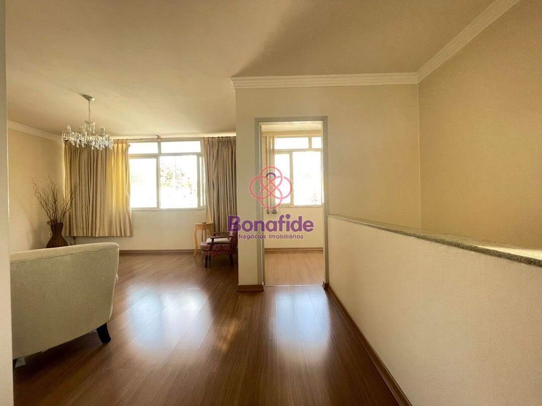 Casa à venda no Anhangabaú: 