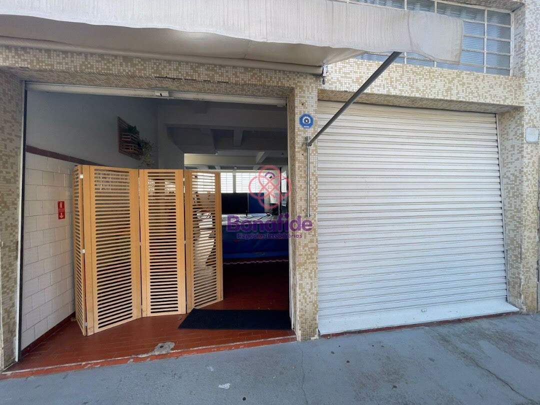 Casa à venda no Anhangabaú: 