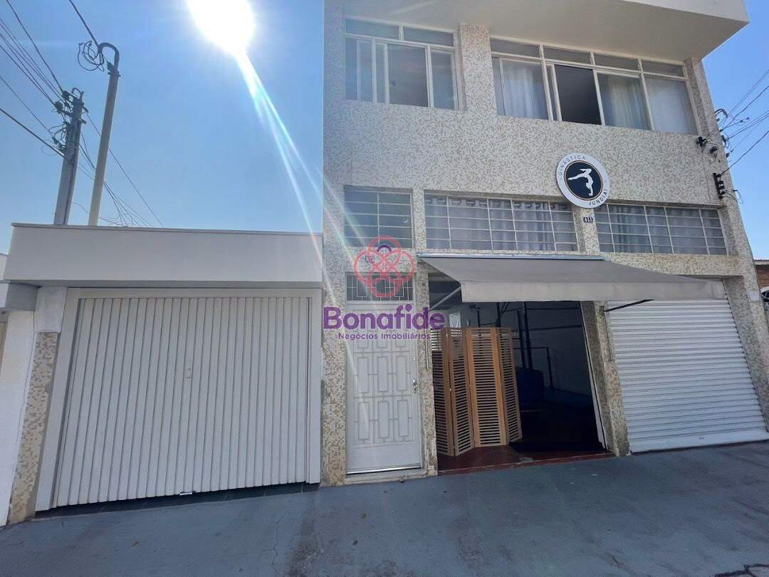 Casa à venda no Anhangabaú: 