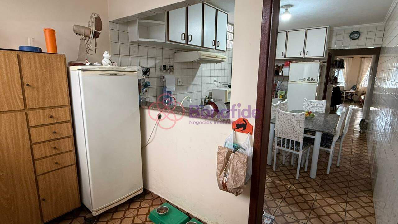 Casa à venda no Jardim Caçula: 