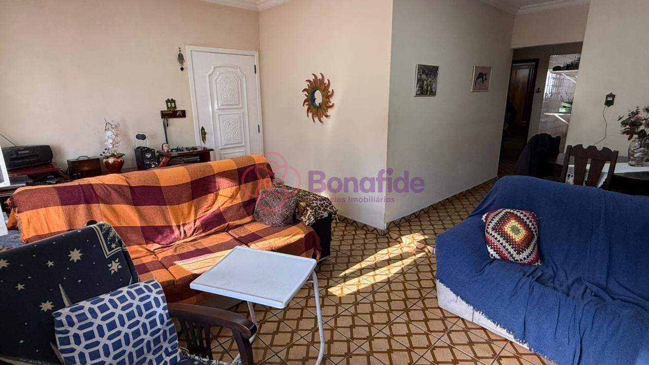 Casa à venda no Jardim Caçula: 
