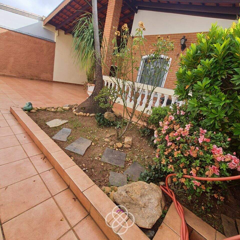 Casa à venda no Jardim Torres São José: 