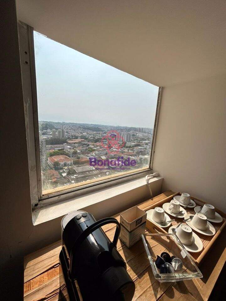 Sala à venda no Centro: 