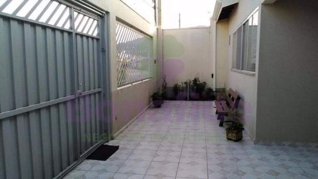 Casa à venda no Jardim Copacabana: 