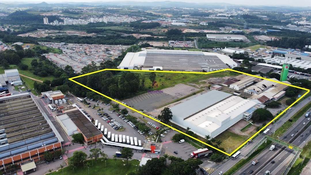 Galpão à venda no Medeiros: 