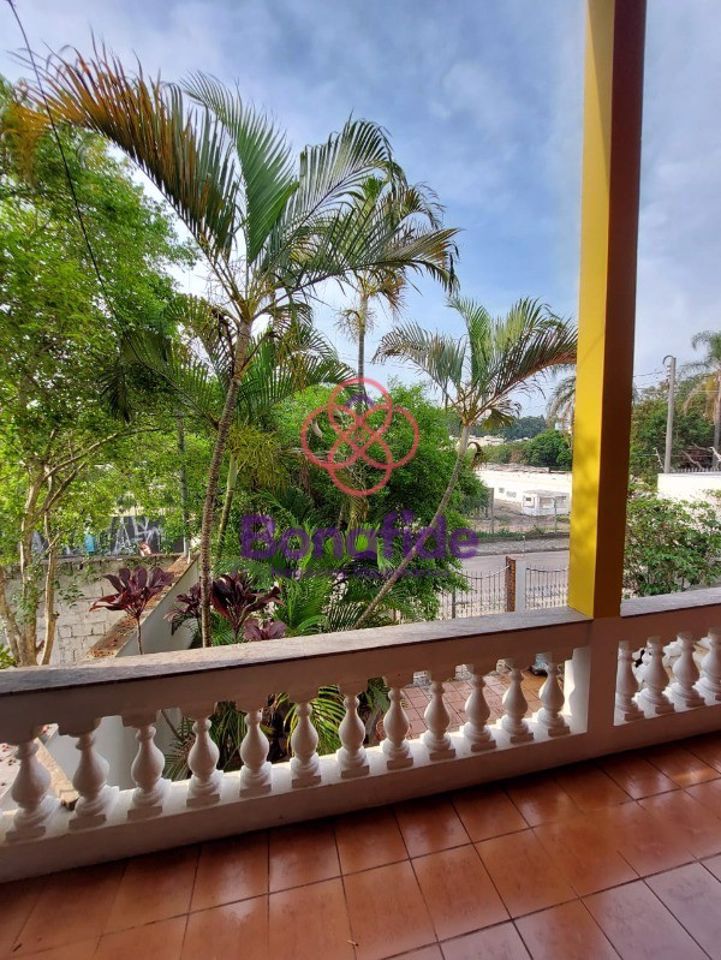 Casa à venda no Vila São João Batista: 