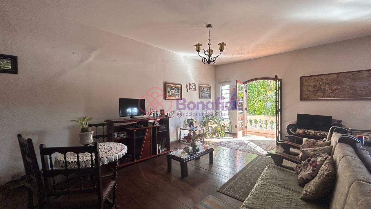 Casa à venda no Vila São João Batista: 