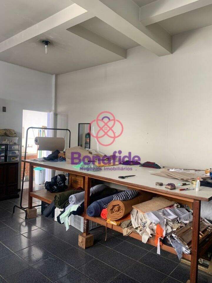 Salão à venda no Jardim Paris: 