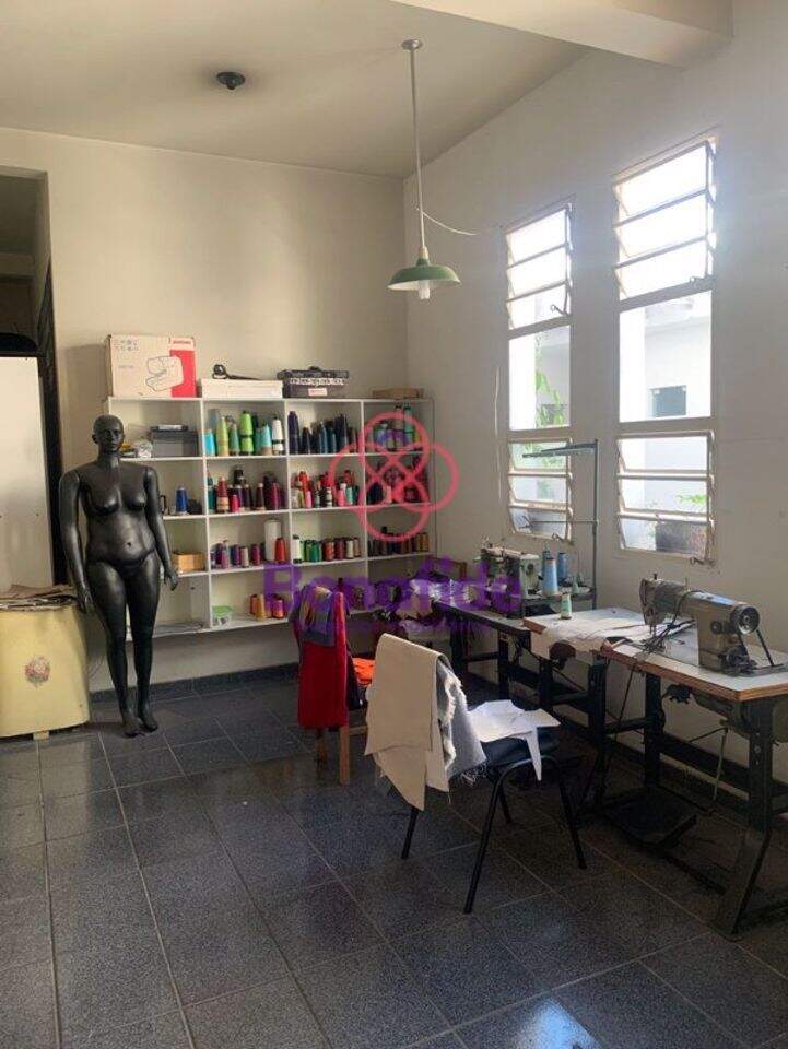 Salão à venda no Jardim Paris: 