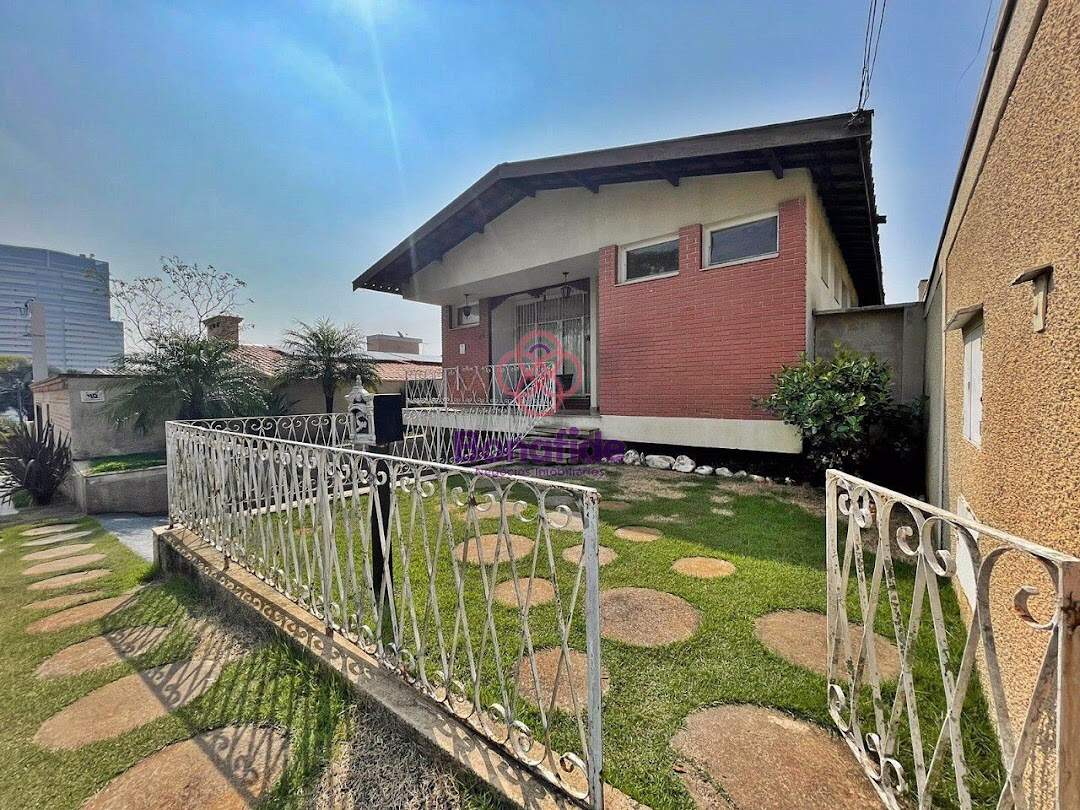 Casa à venda no Jardim Ana Maria: 