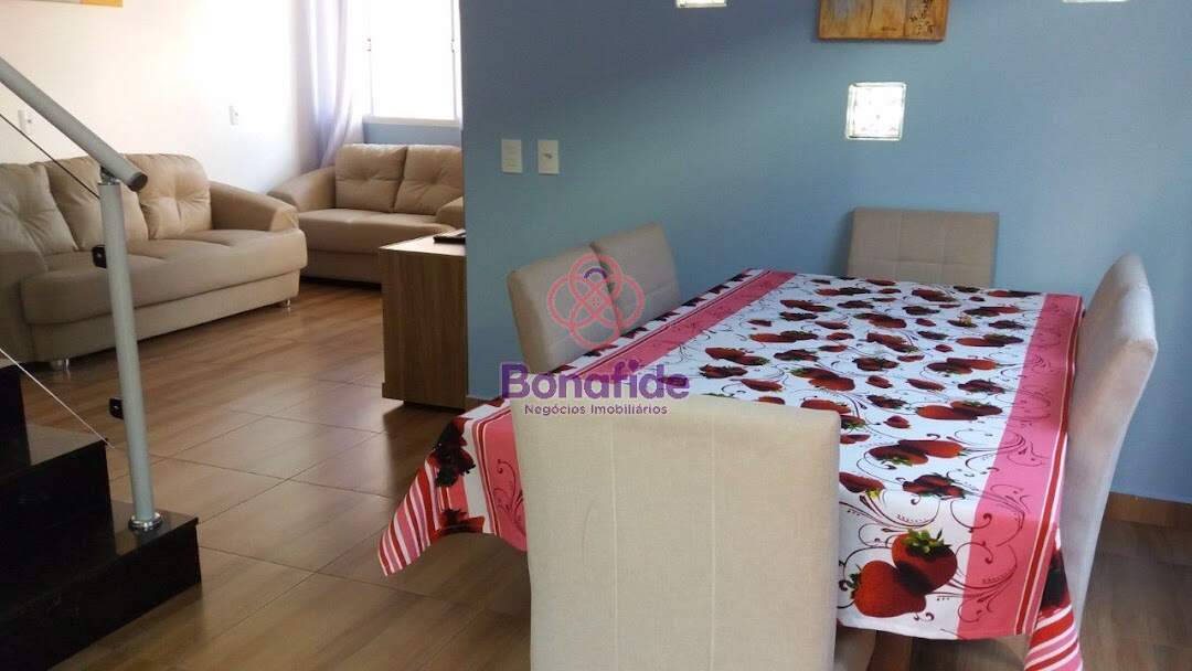 Casa à venda no Centro: 